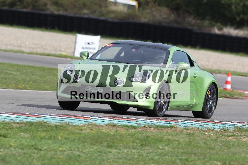 /Archiv-2022/58 30.08.2022 Caremotion  Auto Track Day ADR/Gruppe rot/35